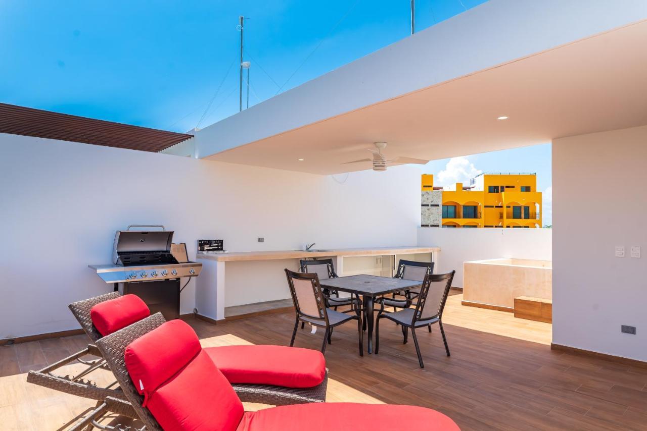 Entire House- 3Br With Private Roof Top Deck Playa del Carmen Kültér fotó
