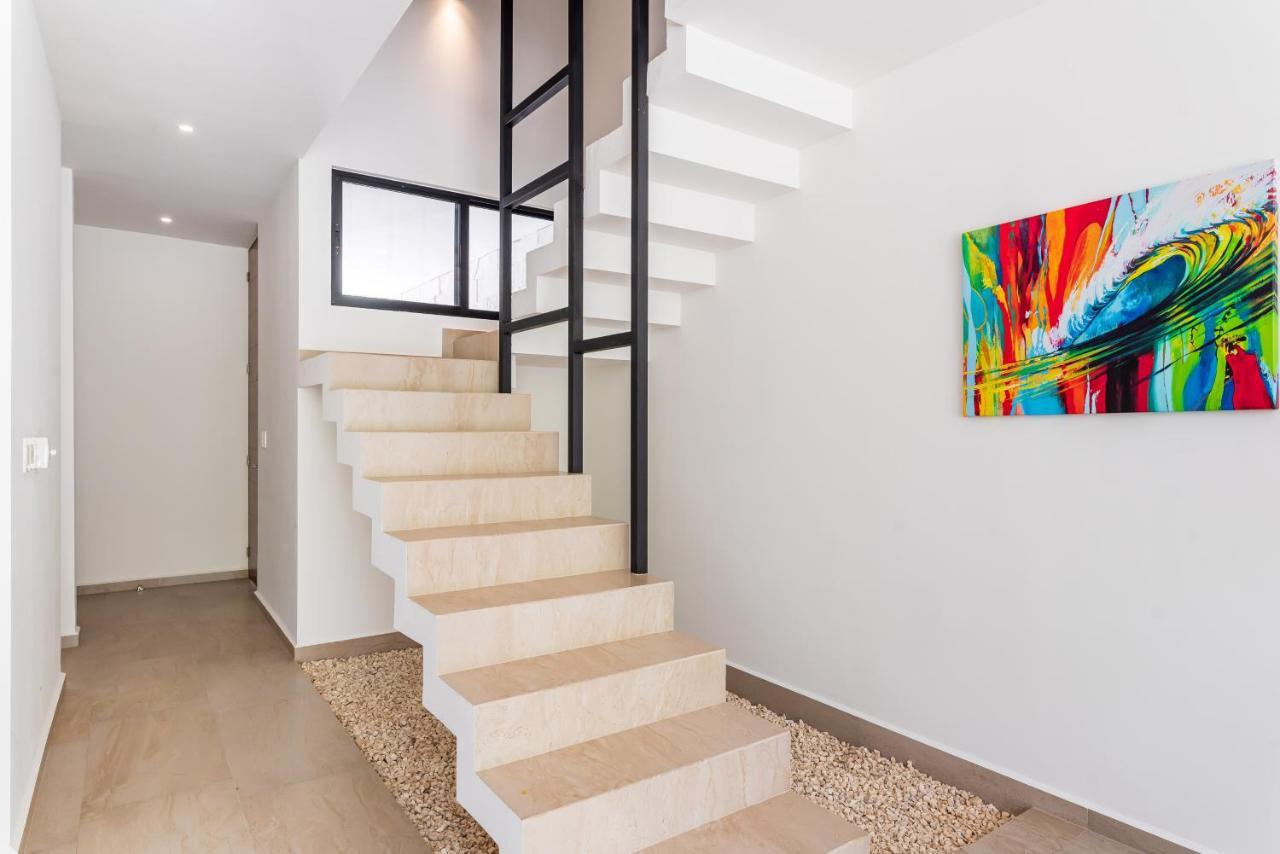 Entire House- 3Br With Private Roof Top Deck Playa del Carmen Kültér fotó