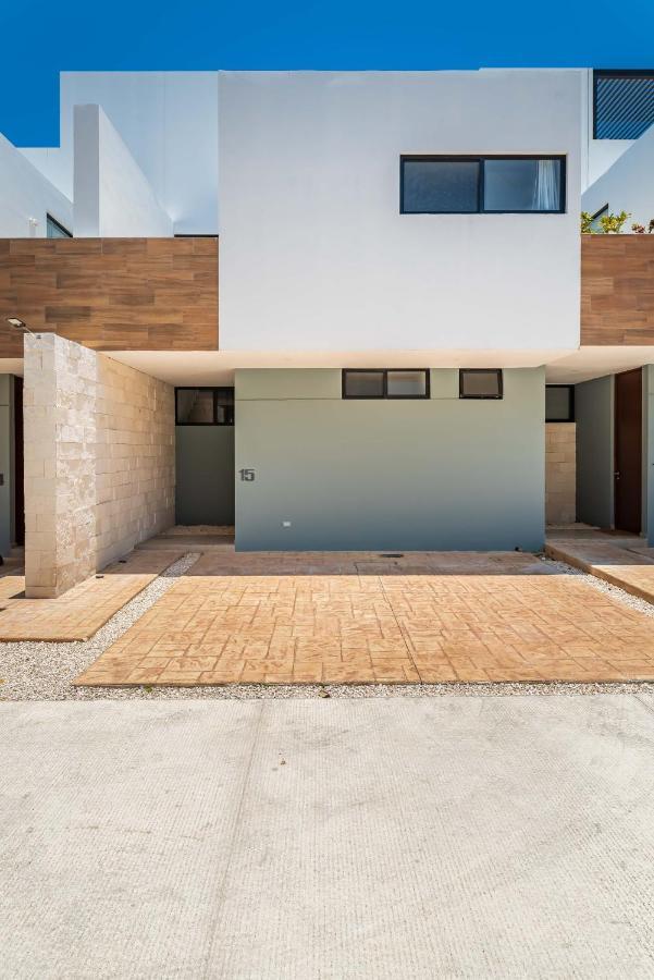 Entire House- 3Br With Private Roof Top Deck Playa del Carmen Kültér fotó
